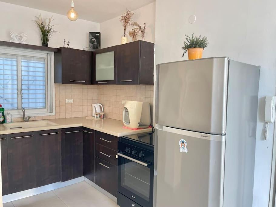 Urban Oasis- 3 - Prime - Private Parking - By Bookiz Tel-Aviv