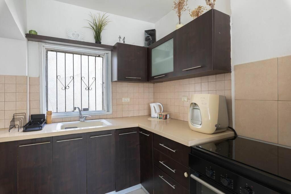 Appartement Urban Oasis- 3 - Prime - Private Parking - By Bookiz