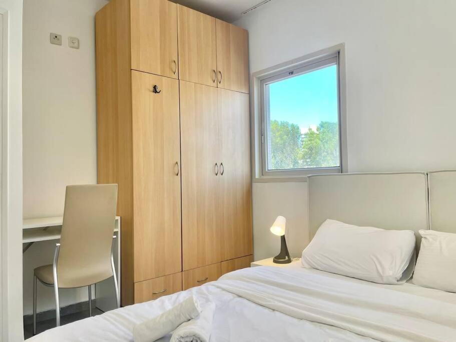 Urban Oasis- 3 - Prime - Private Parking - By Bookiz Appartement Tel-Aviv